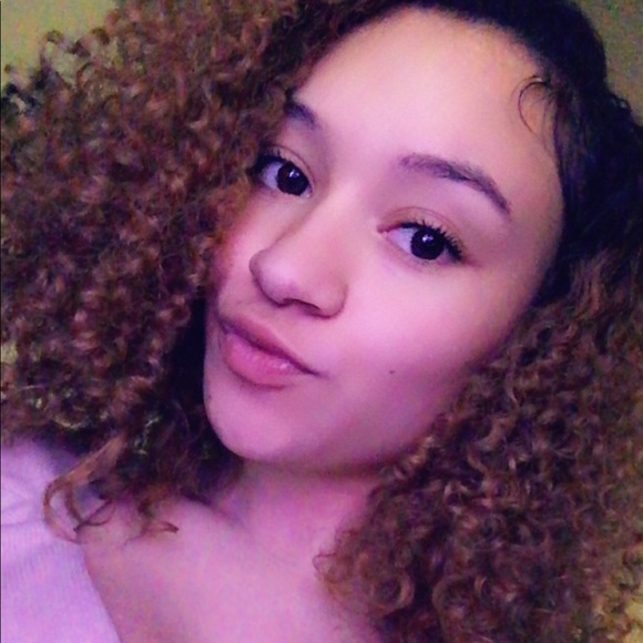 Meet your Posher, Taleah - Picture 1 of 1